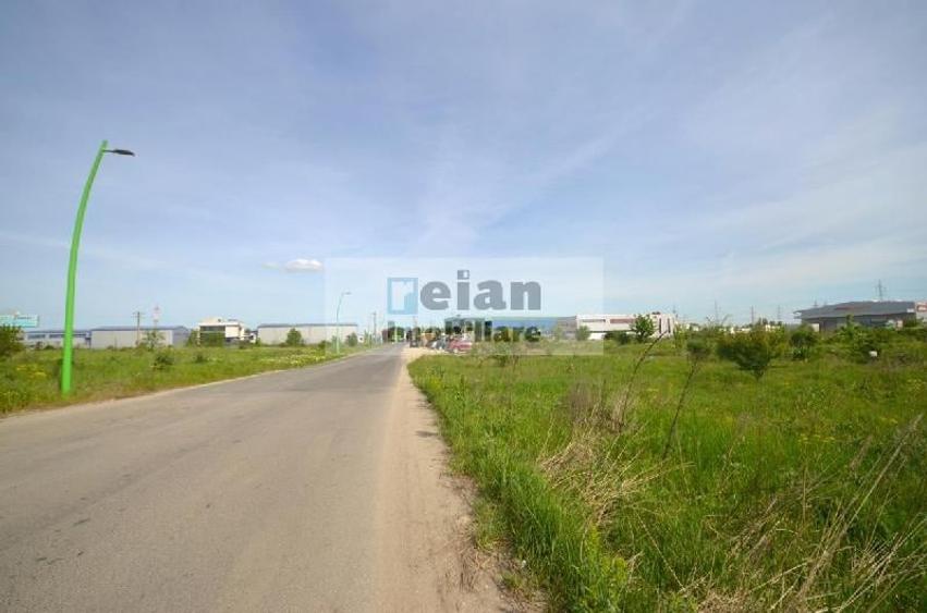 Teren Construcții intravilan de 17400 mp, în Manolache