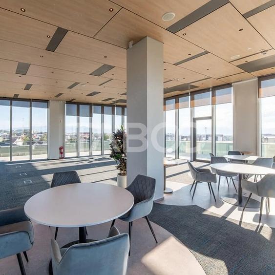 Spațiu comercial, de 1,550 mp, în Central