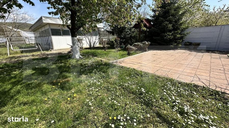 Casă cu 4 camere în Uroi