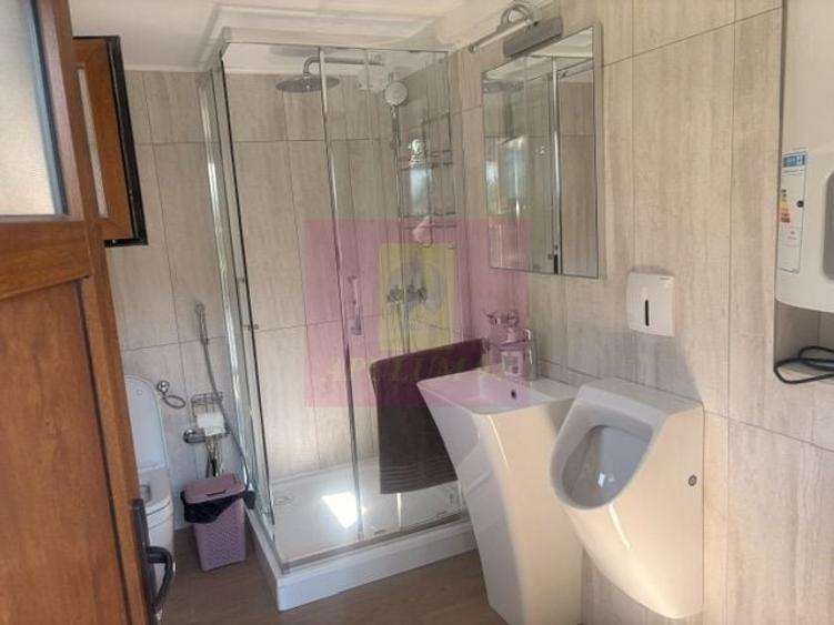 Casă cu 10 camere în Bragadiru