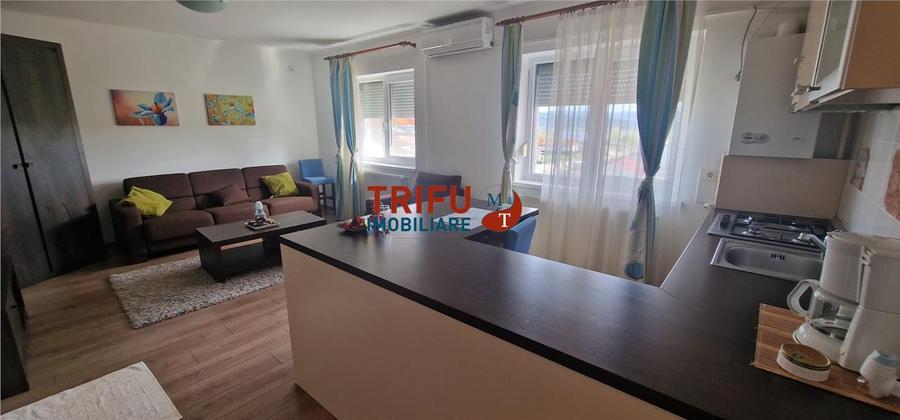 Apartament cu 2 camere decomandat, mobilat în Cetate