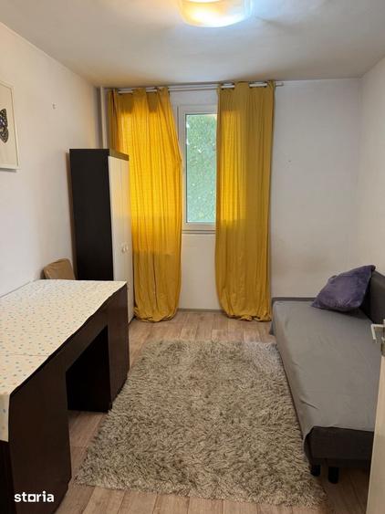 Apartament cu 3 camere decomandat în Dristor