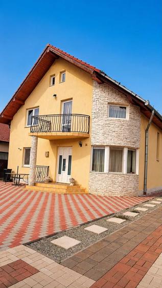 Casă cu 4 camere în Bărăbanț