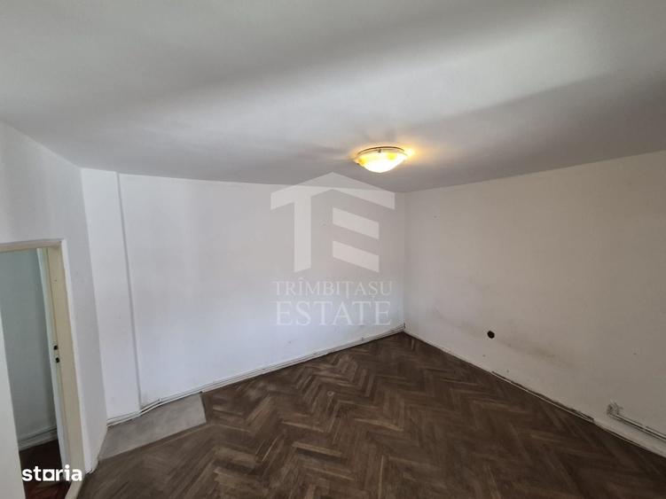Casă cu 4 camere în Bughea de Sus
