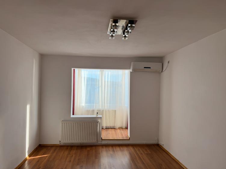 Apartament cu 2 camere decomandat, mobilat în Tudor