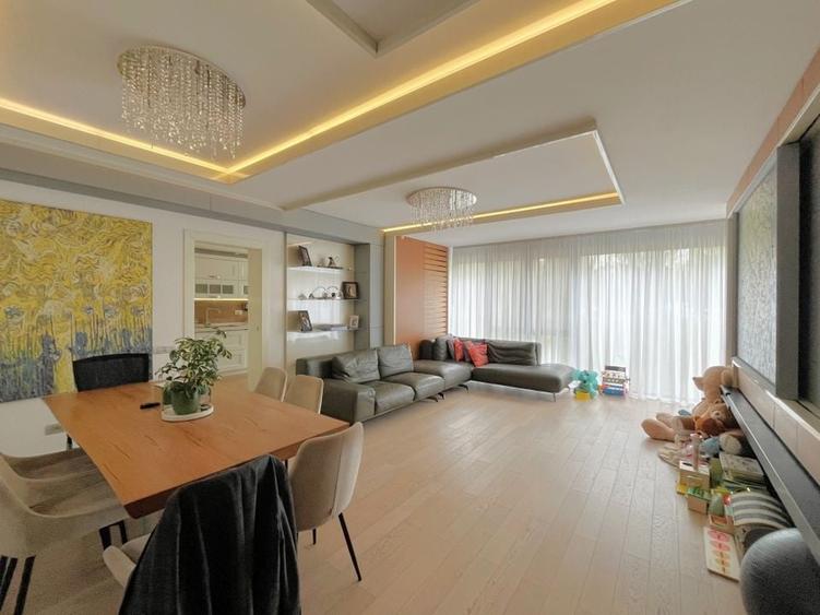 Apartament cu 3 camere decomandat în Floreasca