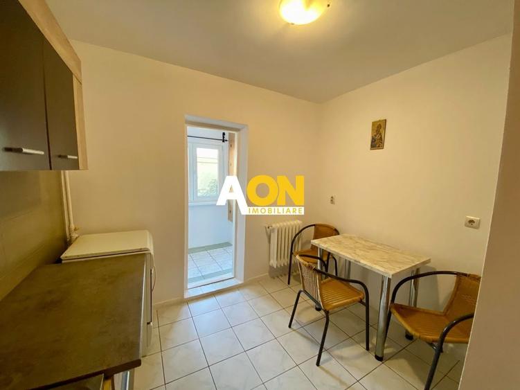 Apartament cu 2 camere decomandat, mobilat în Cetate