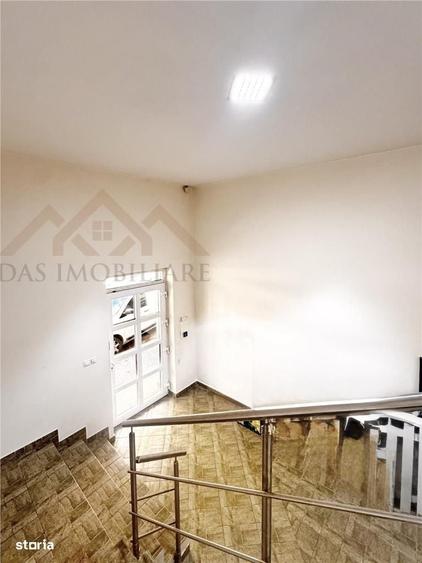 Spațiu comercial, de 150 mp, în Central