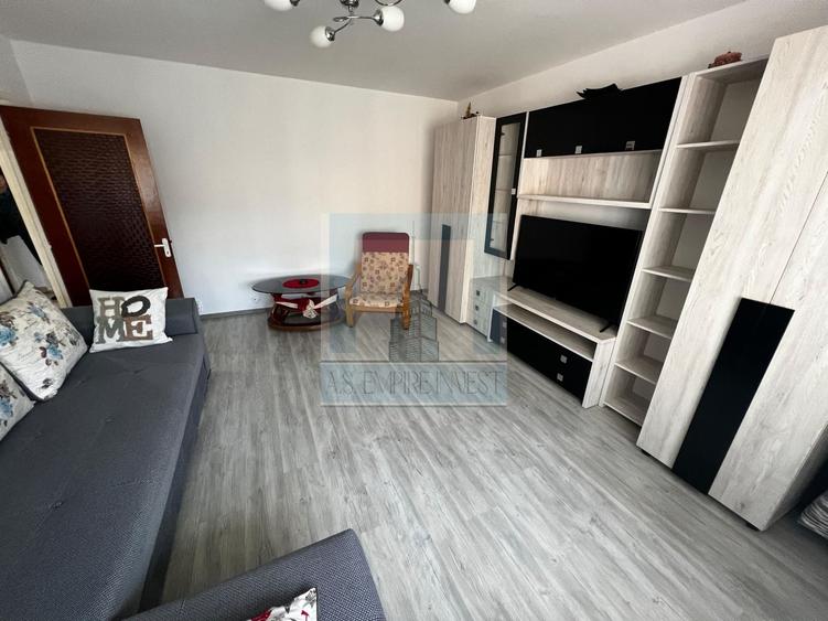 Apartament 3 camere decomandat, 2 bai - zona Racadau - 1