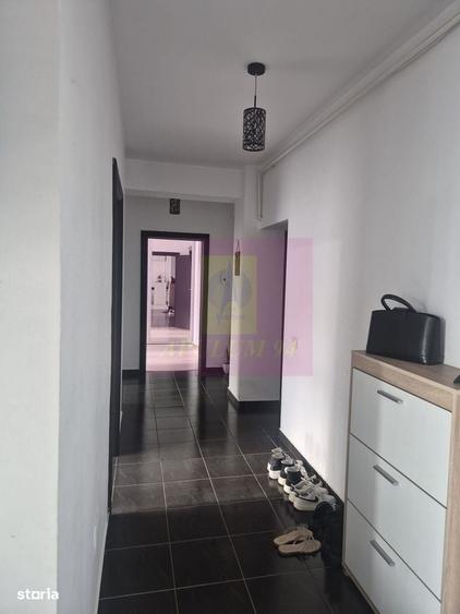 Apartament cu 3 camere în Roșu