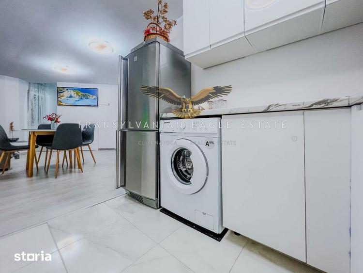 Apartament cu 3 camere semidecomandat, mobilat în Între Lacuri