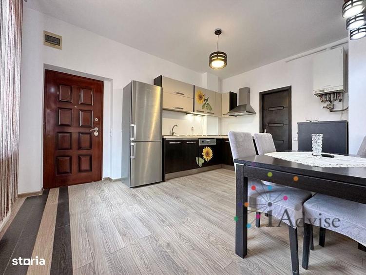Apartament cu 3 camere semidecomandat în Centrul Istoric