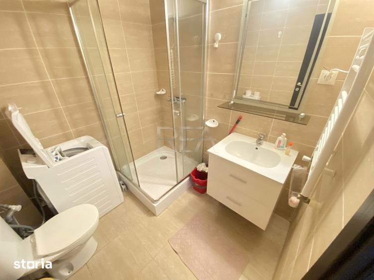 Apartament cu 3 camere semidecomandat în Rahova — fotografia 3