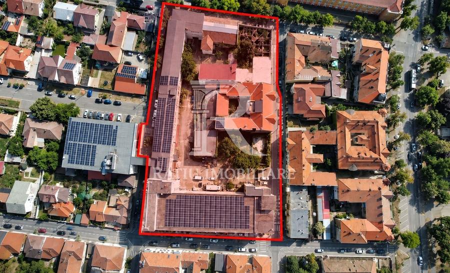 Spațiu comercial, de 6,700 mp, în Central