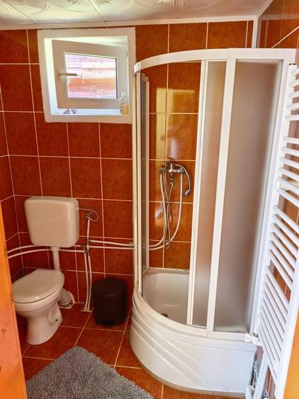 Casă cu 7 camere cu Teren 1000 Mp în Arieșeni