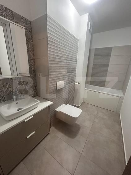 Apartament cu 2 camere semidecomandat, mobilat în Torontalului