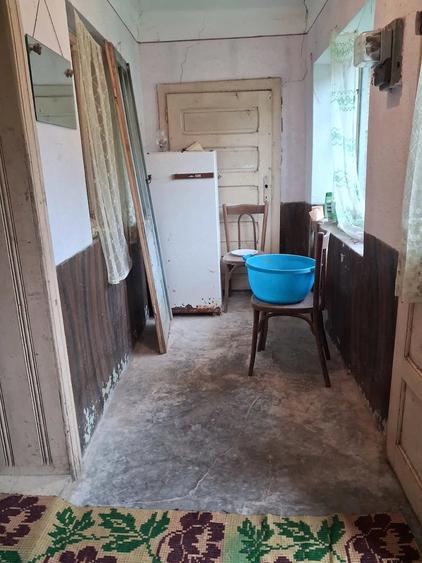 Casă cu 3 camere cu Teren 1000 Mp în Luncșoara