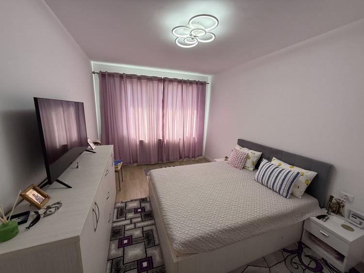 Apartament cu 2 camere decomandat, mobilat în Tomis Plus