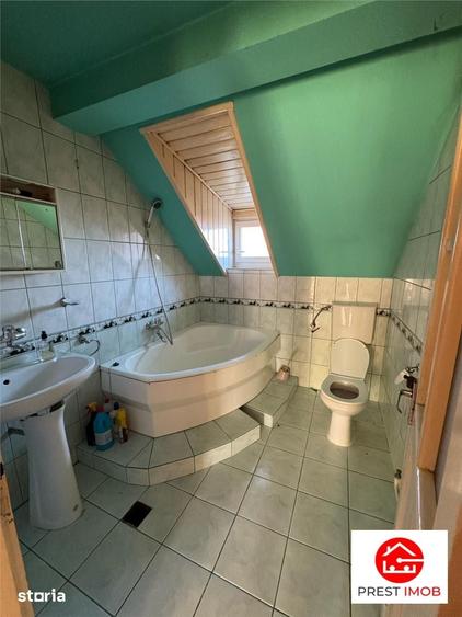 Casă cu 6 camere cu Teren 1495 Mp în Sâncraiu de Mureș