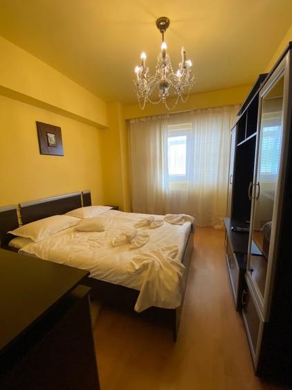 Apartament 3 camere, decomandat, 78 mp, zona Centru - 4