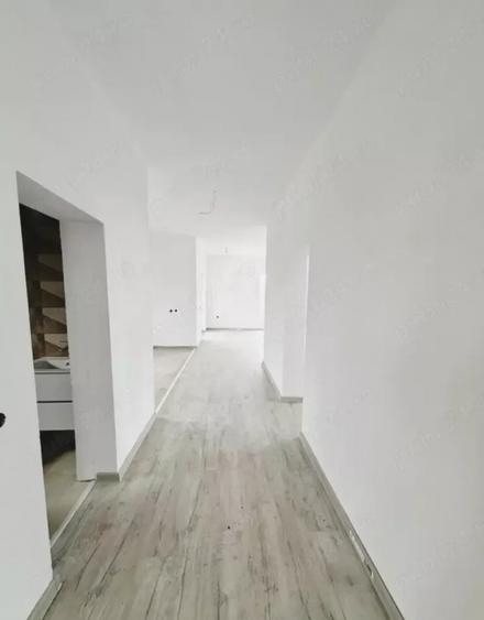 Casă individuală cu 4 camere cu Teren 600 Mp în Hărman