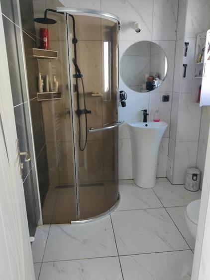 Casă cu 3 camere cu Teren 250 Mp în Budiului