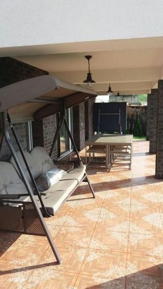 Casă cu 4 camere în Sânnicoară