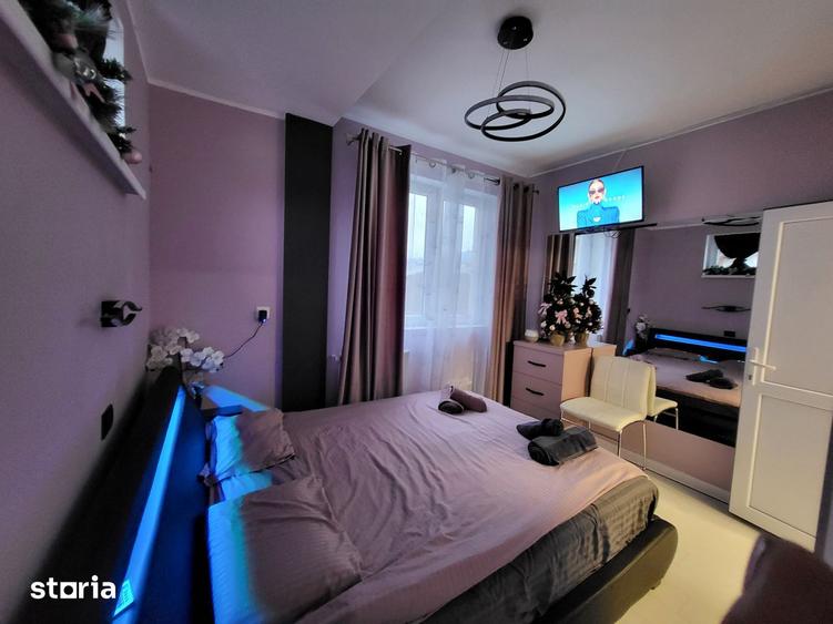 Apartament cu 3 camere, mobilat în Central