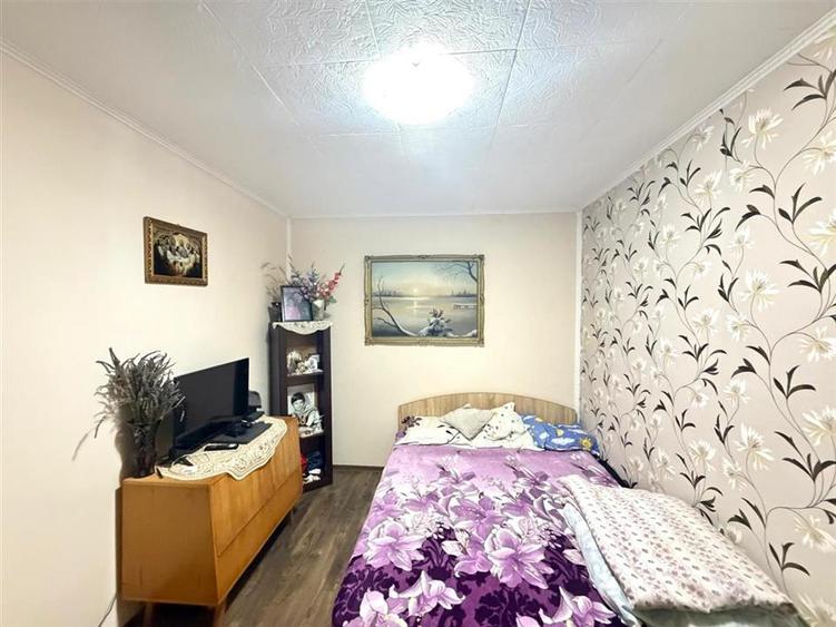 Apartament cu 2 camere semidecomandat în Valenta