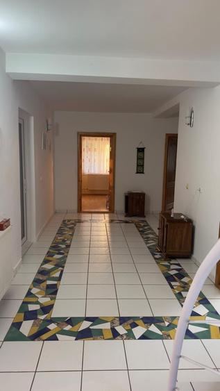 Casă cu 4 camere cu Teren 550 Mp în Moșoaia