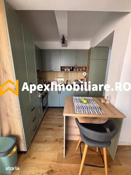Apartament cu 2 camere semidecomandat în Universitate
