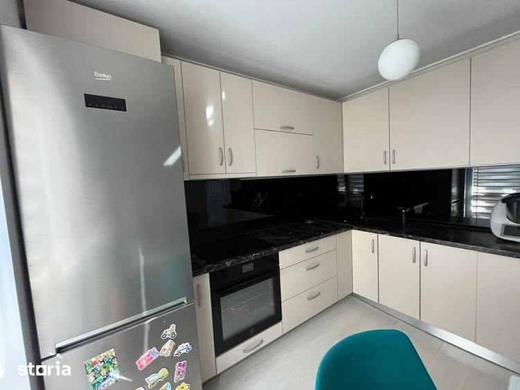 Apartament cu 3 camere în Grigorescu