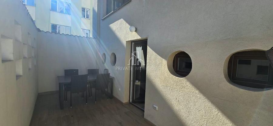 Apartament cu 2 camere decomandat în Central