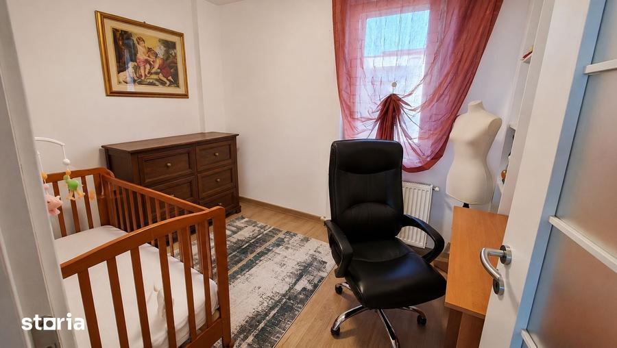 Apartament cu 4 camere decomandat în Gării
