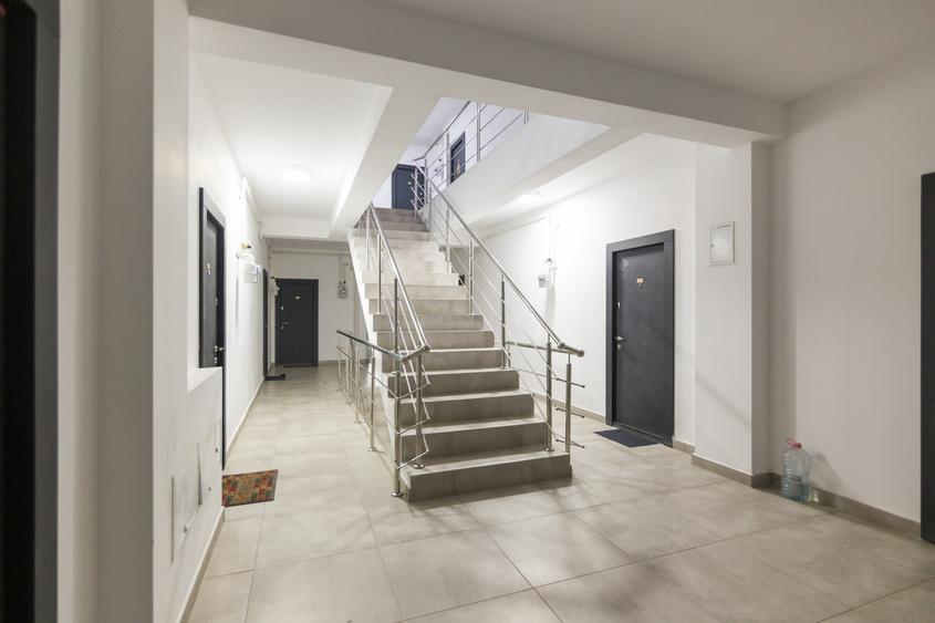 Garsonieră decomandată în Lumina