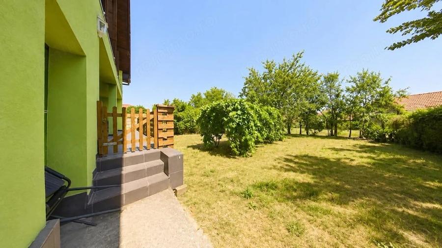 Casă cu 5 camere cu Teren 520 Mp în Grădiște