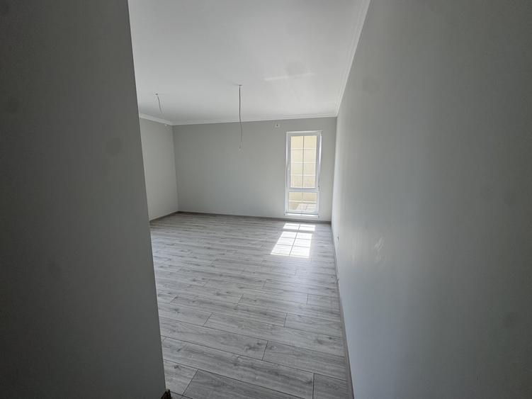 Apartament cu 2 camere decomandat în Giroc