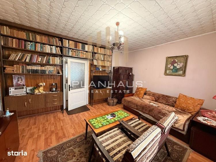 Casă cu 3 camere în Central