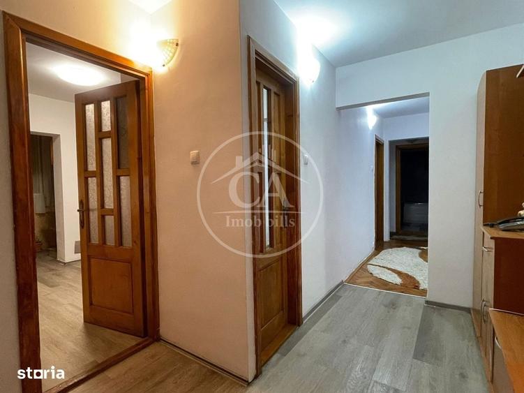 Apartament cu 3 camere decomandat în Nufărul
