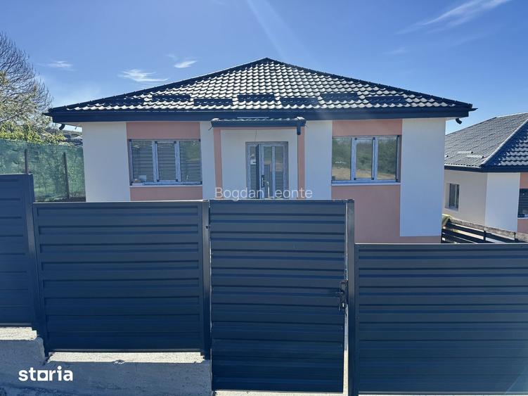 475 mp teren! 2 BAI! CANALIZARE!Incalz in pard! Casa 4 camere, Tomesti