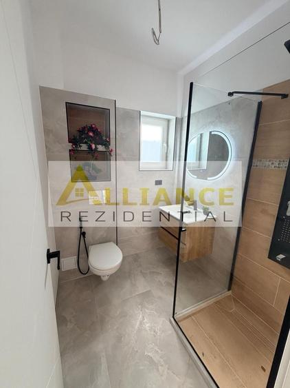 Casă individuală cu 4 camere cu Canalizare în Berceni