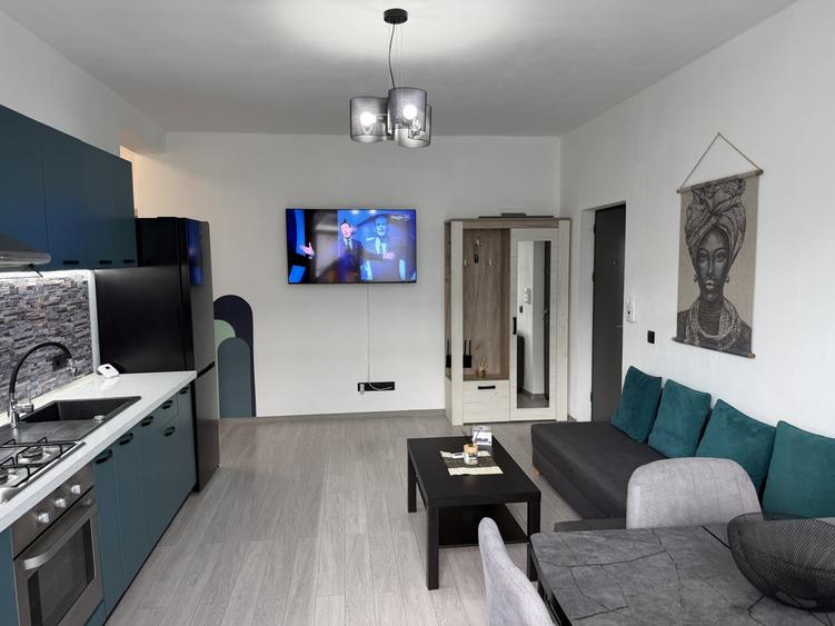 Apartament cu 3 camere decomandat, mobilat în Șelimbăr