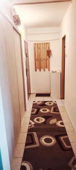Apartament cu 2 camere nedecomandat, mobilat în Podu Roș