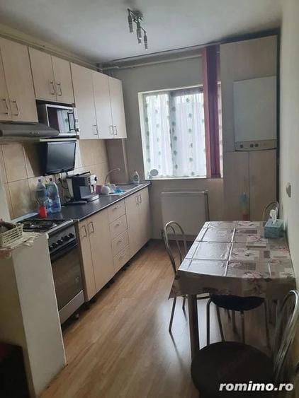 Garsonieră decomandată în Traian