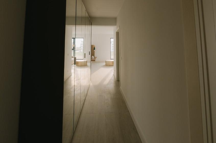 Apartament cu 2 camere decomandat în Torontalului