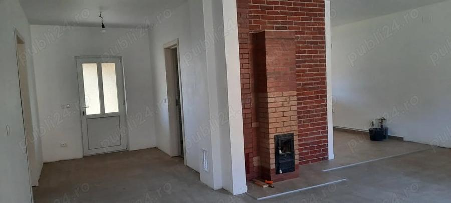 Casă cu 3 camere cu Teren 860 Mp în Târgu Ocna