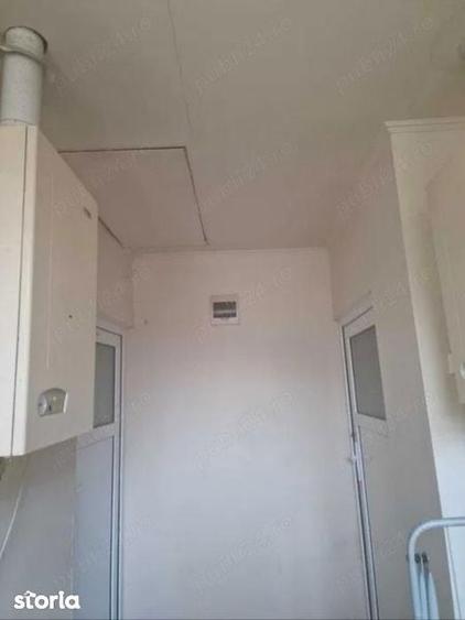 Casă cu 4 camere cu Teren 200 Mp în Central