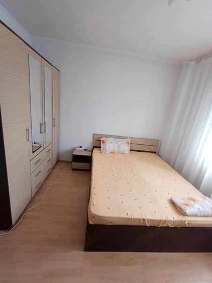Apartament cu 2 camere semidecomandat în 13 Septembrie