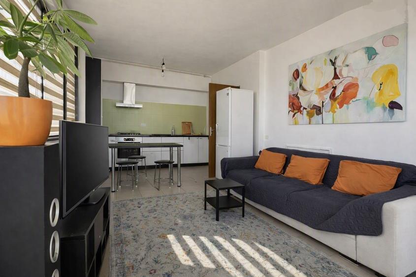 Apartament cu 3 camere în Metalurgiei