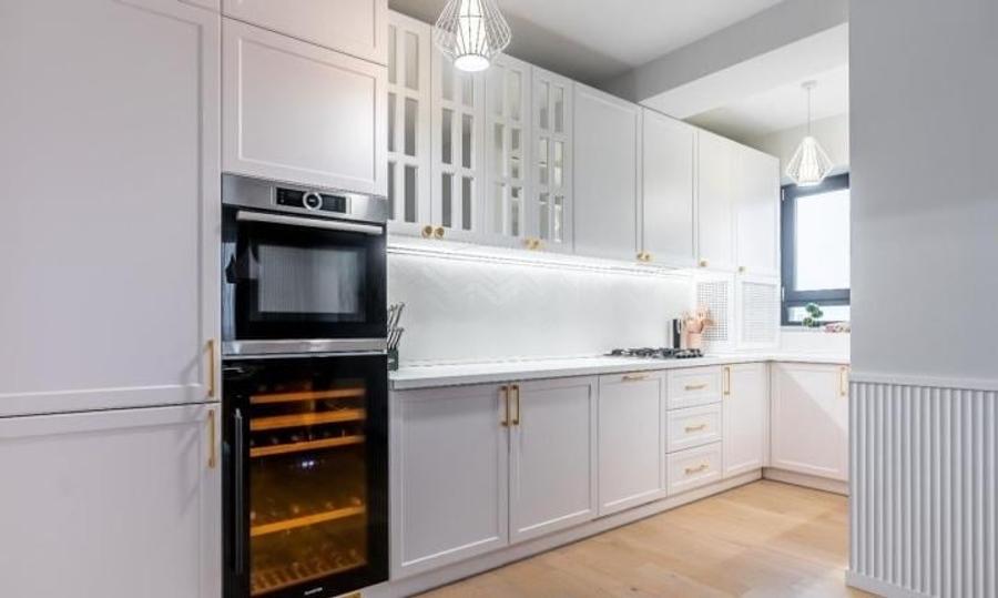 Apartament cu 3 camere decomandat în Tineretului